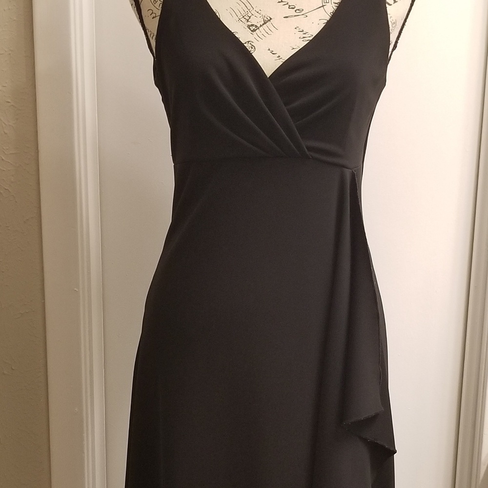Bisou Bisou, Black Dress